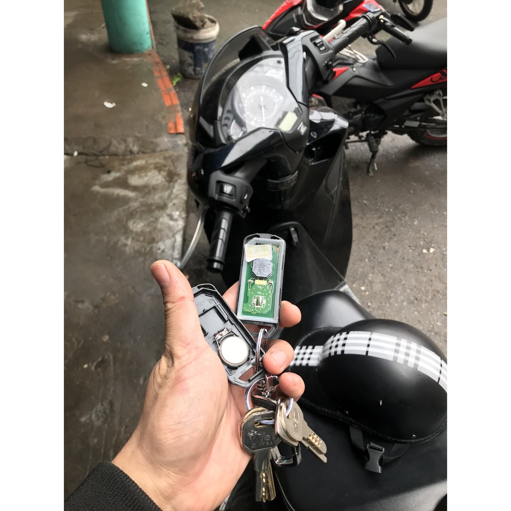 Khiển Honda smartkey mã K01, K77, K0R ..... 3 nút, KHIỂN TRẮNG