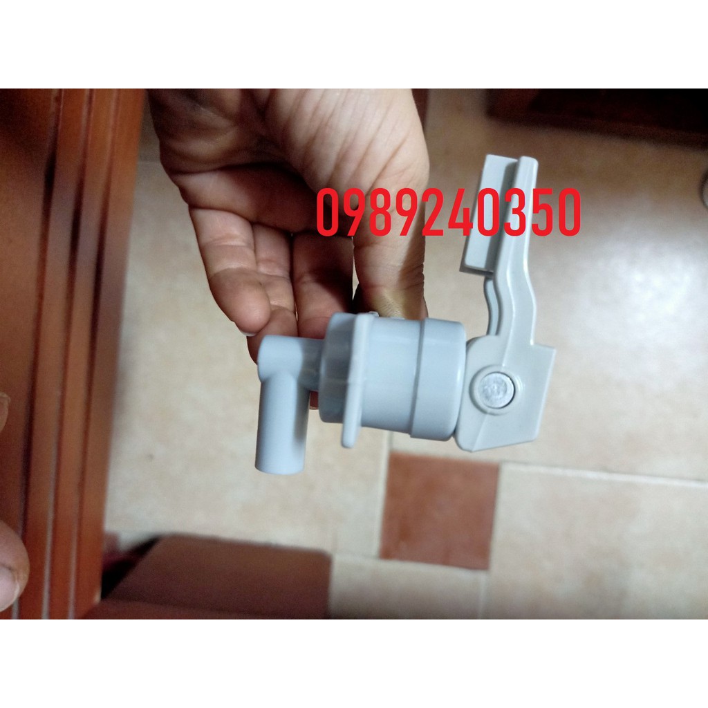 Vòi cây nước nóng lạnh bên nóng