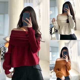 Áo len trễ vai dáng ngắn