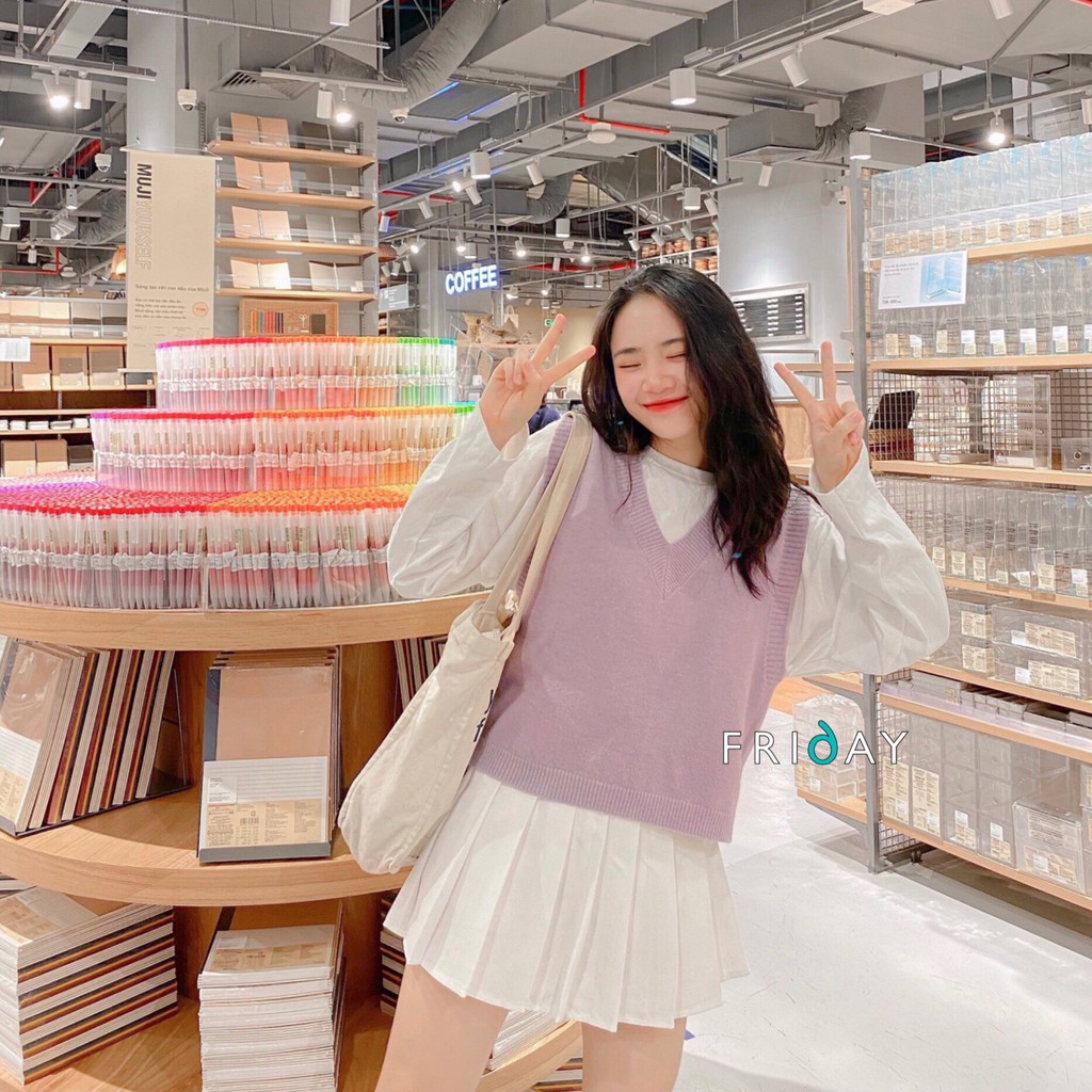 Áo gile len form vừa trơn chất liệu len dày dặn mix cùng sơ mi hoặc áo thun phù hợp với thời tiết mùa thu Friday | BigBuy360 - bigbuy360.vn