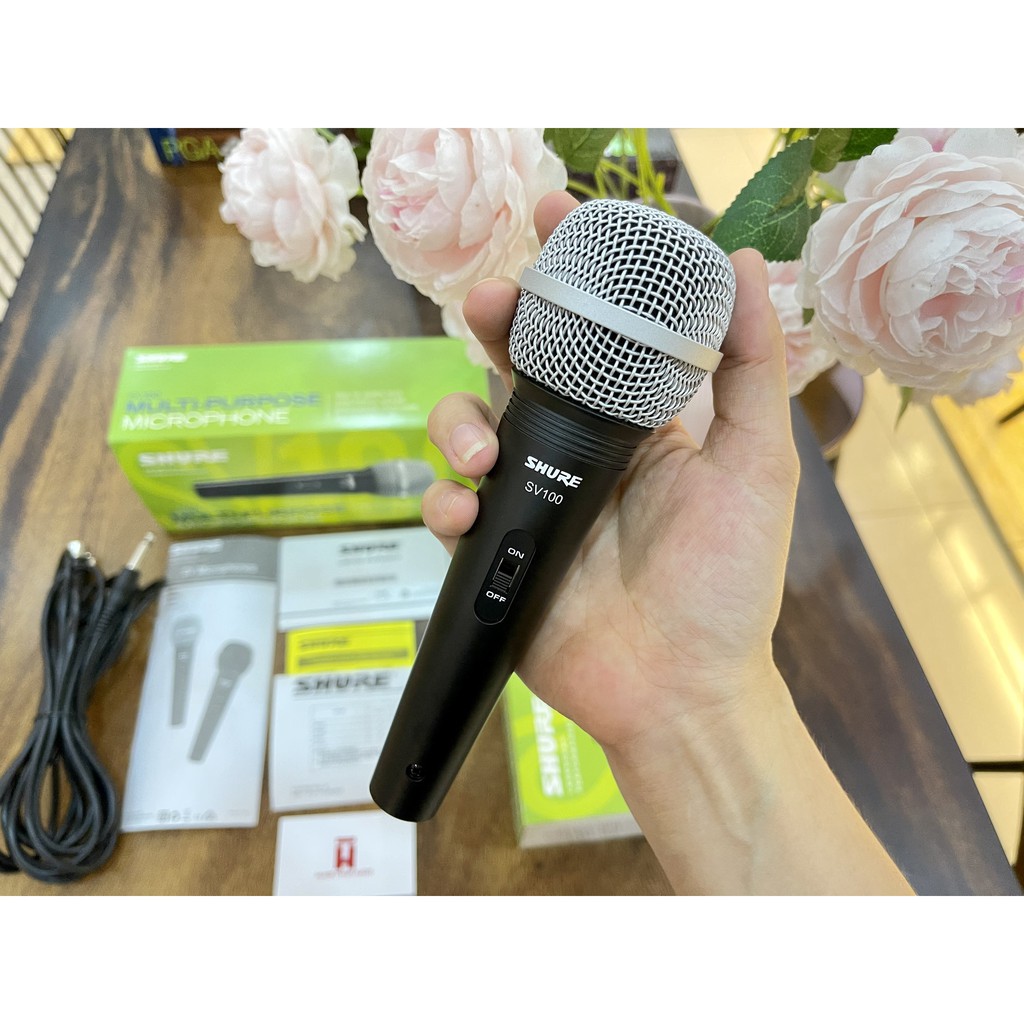 Micro cầm tay điện động Shure SV100