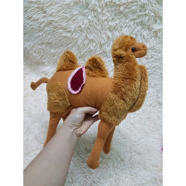 Gấu bông con lạc đà giống như thật