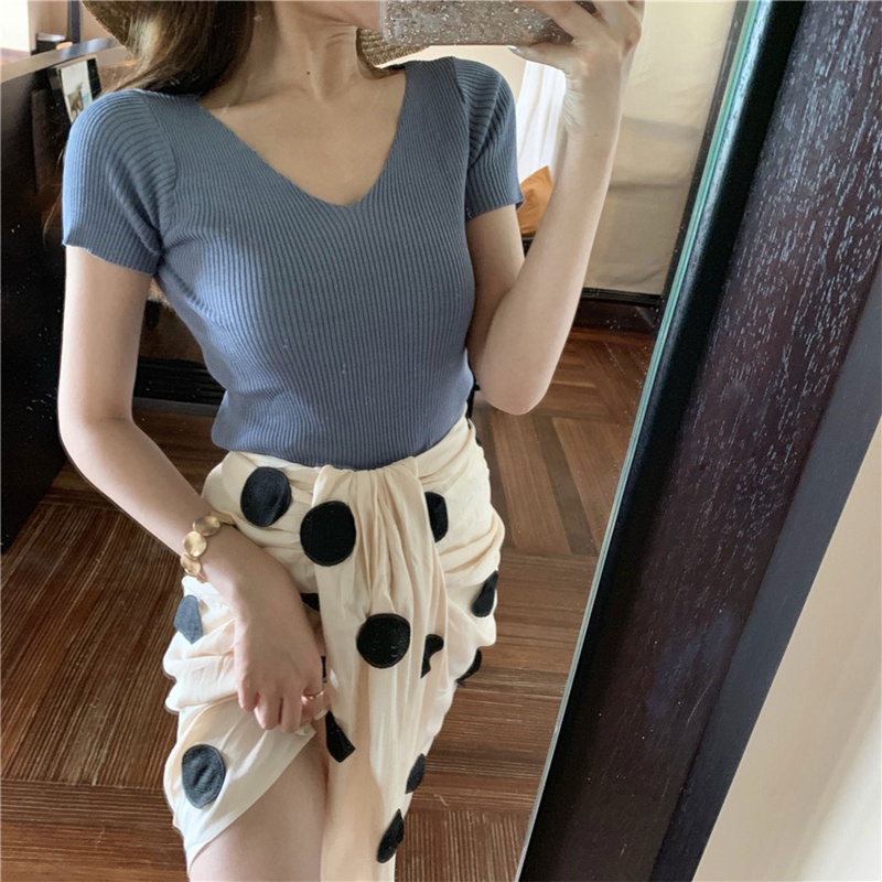 Áo Croptop Dệt Kim Tay Ngắn Cổ Chữ V Màu Sắc Thanh Lịch