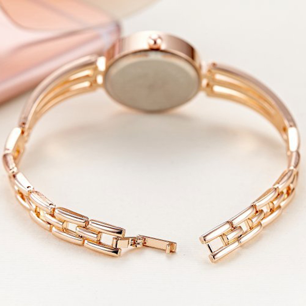 Đồng hồ kim loại đính đá sang trọng dành cho nữ