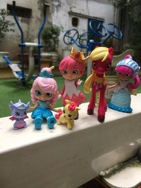 Bộ sưu tập Shopkins hoàng gia