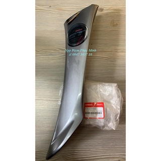 Cánh yếm trái hãng dành cho xe Future Neo GT 2006