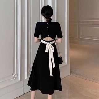Đầm đen dáng dài thiết kế thanh lịch phong cách hàn quốc