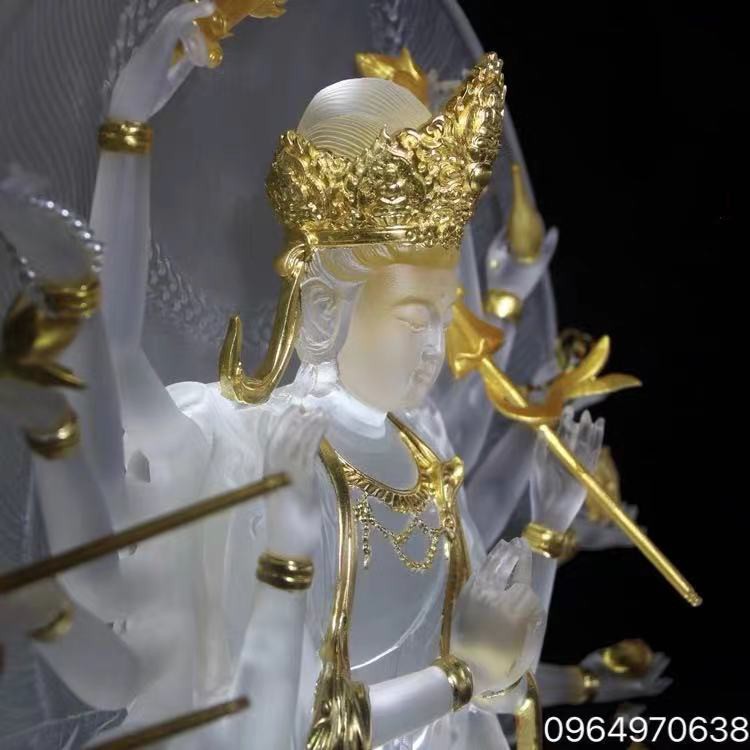 Tượng Phật lưu ly