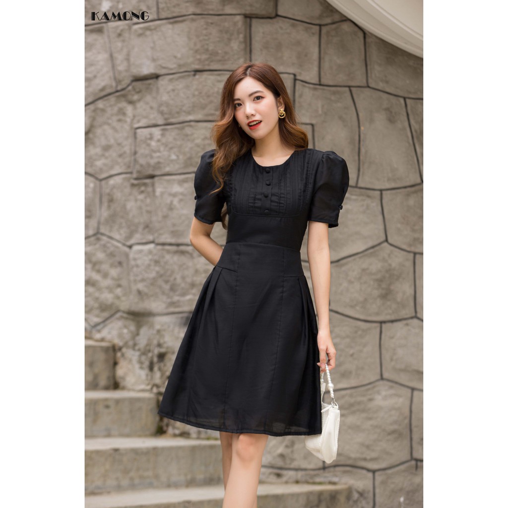 Đầm xếp ly đính nút KAMONG D133