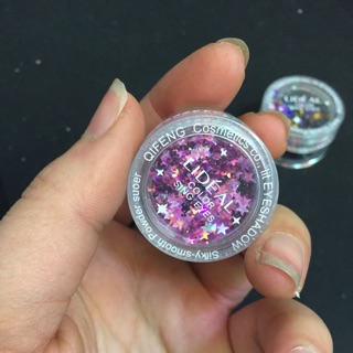 Hạt make up kira kira