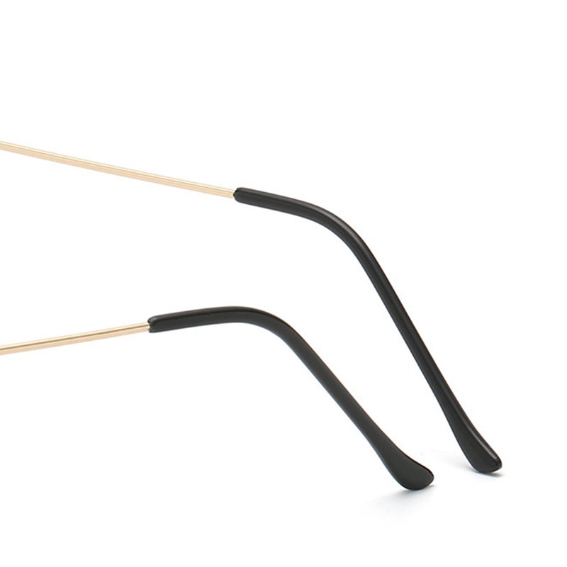 Gọng kính hình chữ W không nhạy cảm