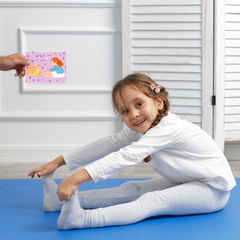 Thẻ học Yoga bằng tiếng Anh cho trẻ của hãng Mideer - YOGI CARDS MD2034 (trò chơi cho bé từ 3 tuổi trở lên)