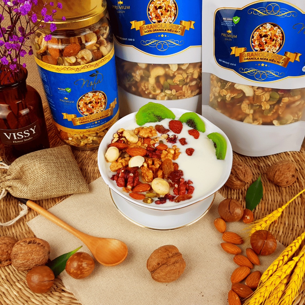 Granola ăn kiêng PH Food 500g Ngũ cốc Granola  giúp thân hình khỏe đẹp, thon gọn và săn chắc