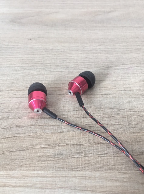 Tai nghe bluetooth kim loại nhét tai 2 bên bass ấm