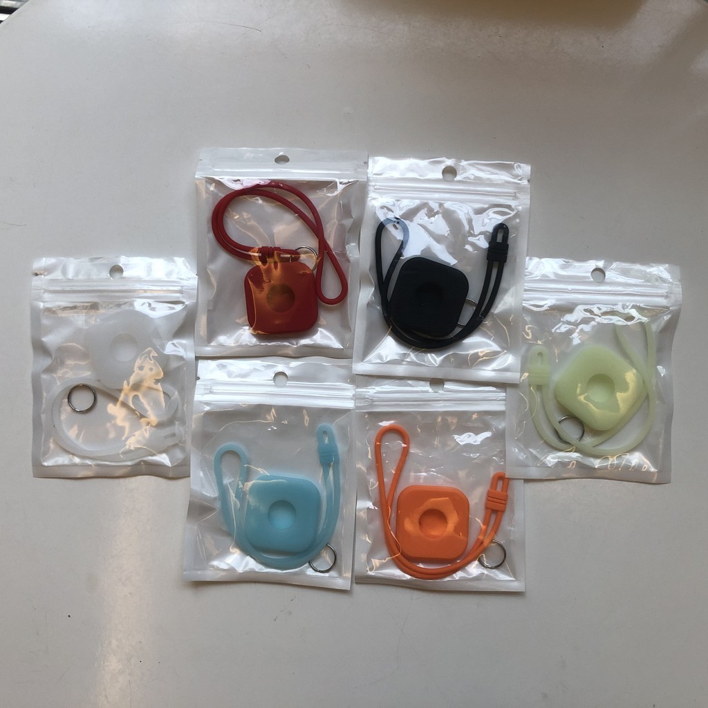 Apple AirTag Silicon Case - Bao da cover móc khóa AirTag - chất liệu silicon dẻo, siêu bền