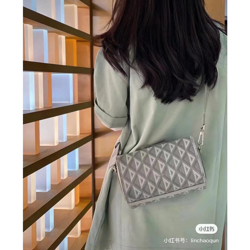 Túi đeo chéo da thật thời trang cao cấp Christian Dior CD phong cách cá tính, thời thượng