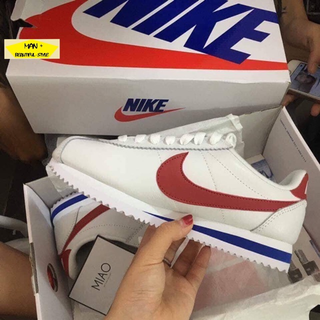 Giày thể thao Cortez trắng vạch đỏ đế vạch xanh