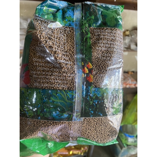 Cám cá Shanghai loại hạt to- nhỏ 100gr, 500gr, hũ nhựa