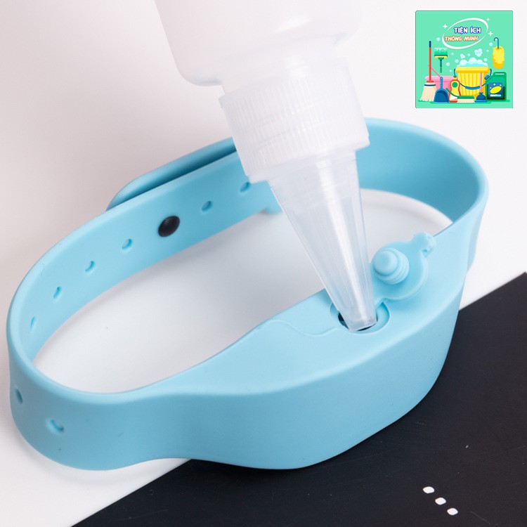 Vòng đeo tay Silicone đựng nước rửa tay khử trùng cho trẻ em/người lớn - TT853