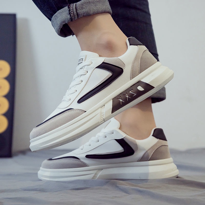 Đôi giày sneaker canvas cổ thấp thời trang dành cho nam