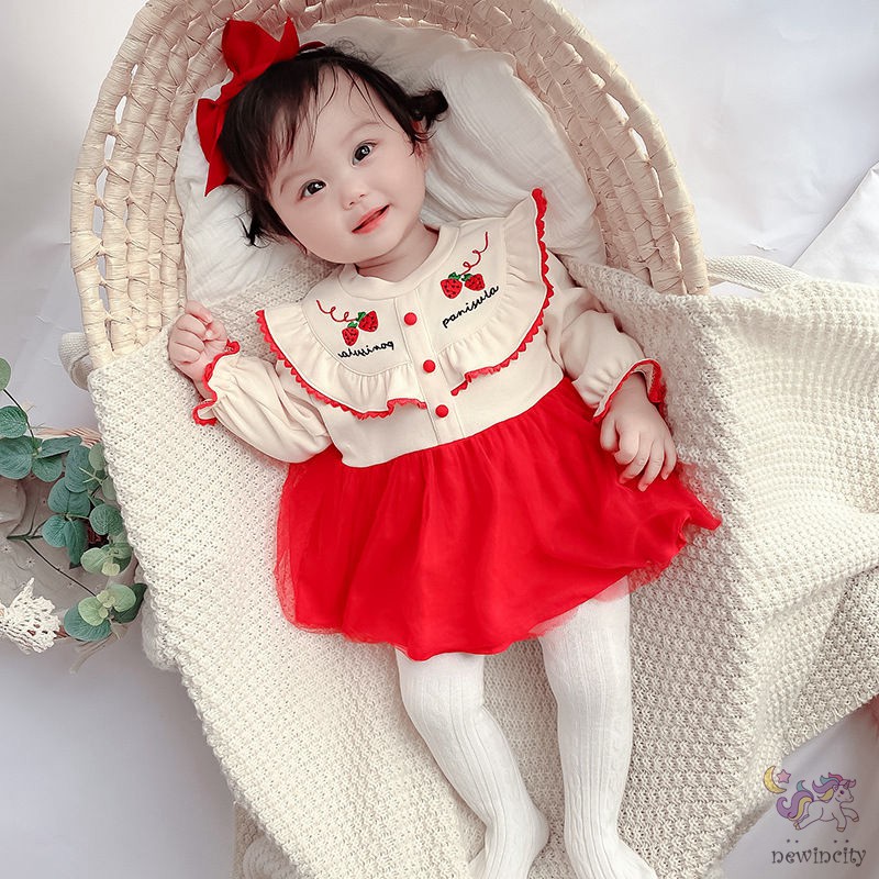 Đầm Dài Tay Thêu Hình Quả Dâu Dễ Thương Cho Bé