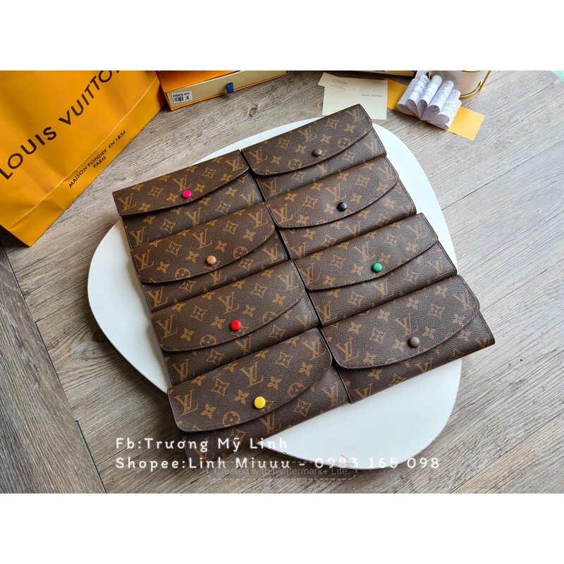 Ví dài hoa nâu cúc màu