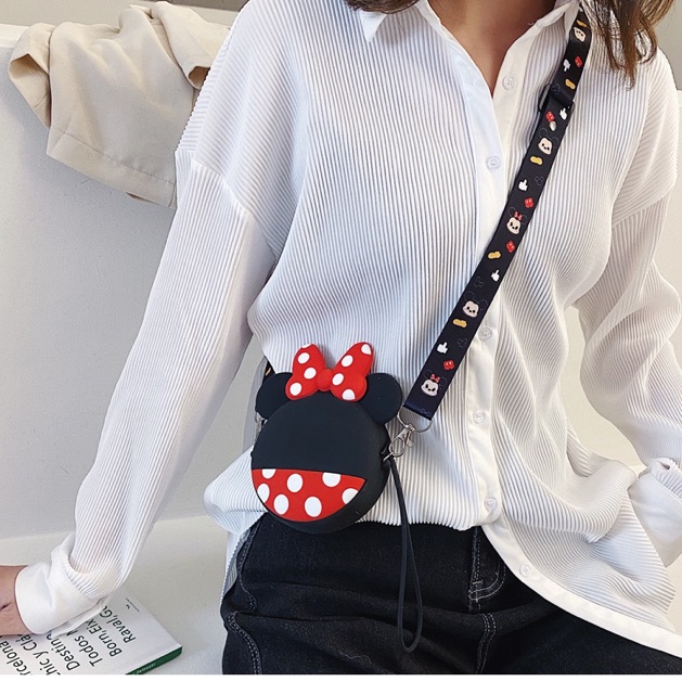 [Mã FAMAYFA2 giảm 10K đơn 50K] Túi Mickey Silicon Hot Trend 2020 | BigBuy360 - bigbuy360.vn