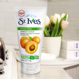 Sữa rửa mặt tẩy tế bào chết st.ives