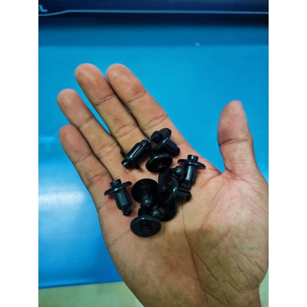 Nút Bấm Nhựa Honda dùng cho Winner, Vario, Vision,...Và nhiều dòng xe khác