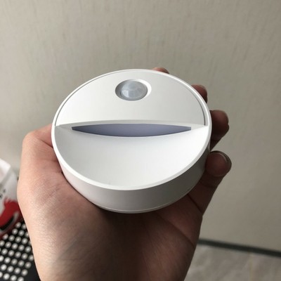 Đèn LED Cảm Biến Chuyển Động Di Chuyển Tự Động Sáng Thông Minh, Đèn LED Cảm Ứng Dùng Pin AAA Kèm Miếng Dán Tường 3M | BigBuy360 - bigbuy360.vn