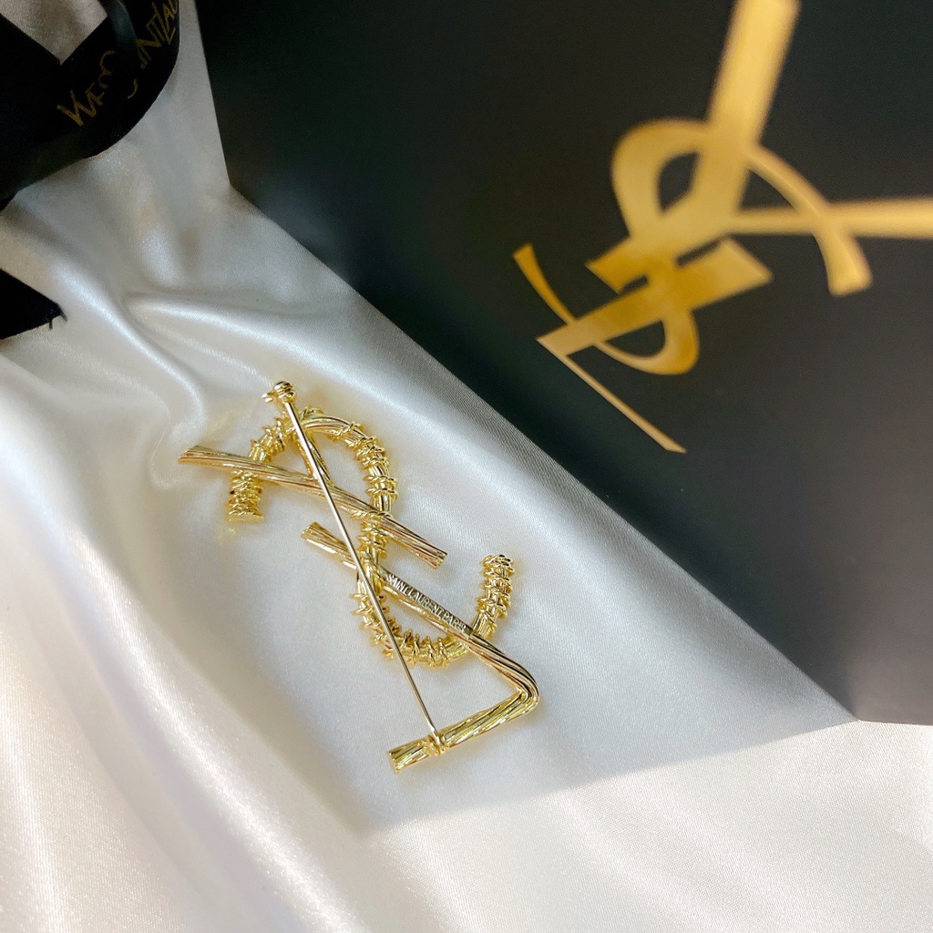 Trâm cài áo bằng đồng mạ vàng sành điệu thời trang