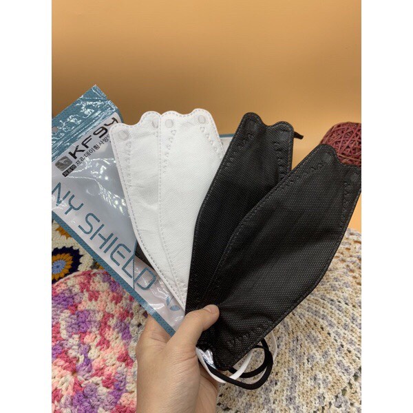 Combo 3 chiếc khẩu trang KF94 4 lớp chống bụi và kháng khuẩn