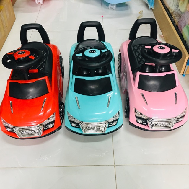 Xe chòi chân ô tô có nhạc có đèn