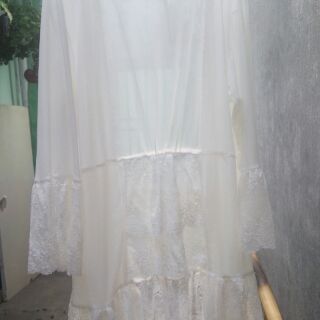 Áo khoác viền ren QC