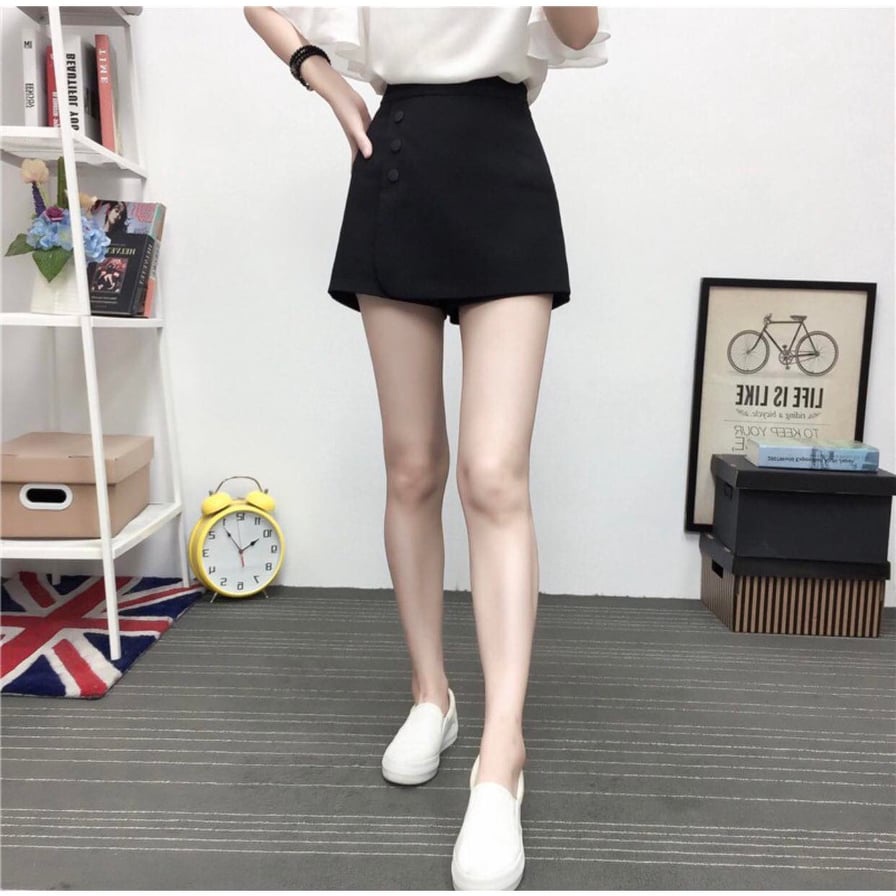 quần short váy chữ A phối 3 cúc lệch quần đùi nữ cạp cao màu đen chất tuyết mưa | BigBuy360 - bigbuy360.vn