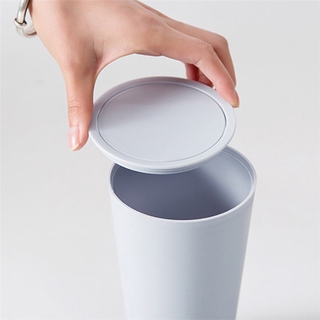 Thùng rác mini có nắp đậy