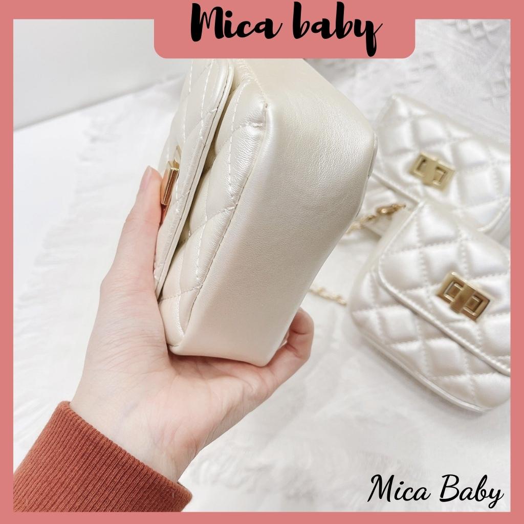 Túi xách nữ, túi đeo chéo trần trám khoa gập màu kem bạc cao cấp Mica baby TC02