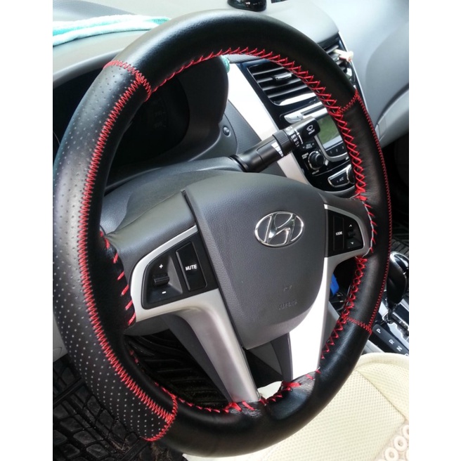 Bọc da vô lăng ô tô Khâu Tay 📌RẺ ĐẸP📌 | Chất Da công nghiệp dày dặn | Bọc Da Mềm Đẹp