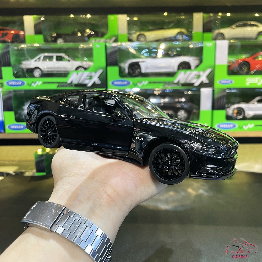 Mô hình xe hợp kim Ford Mustang GT 2015 hãng Welly tỉ lệ 1:24 màu đen