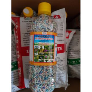 Phân bón đặc hiệu cho hoa và cây cảnh Nitrophoska Đức (15 – 15 – 15)