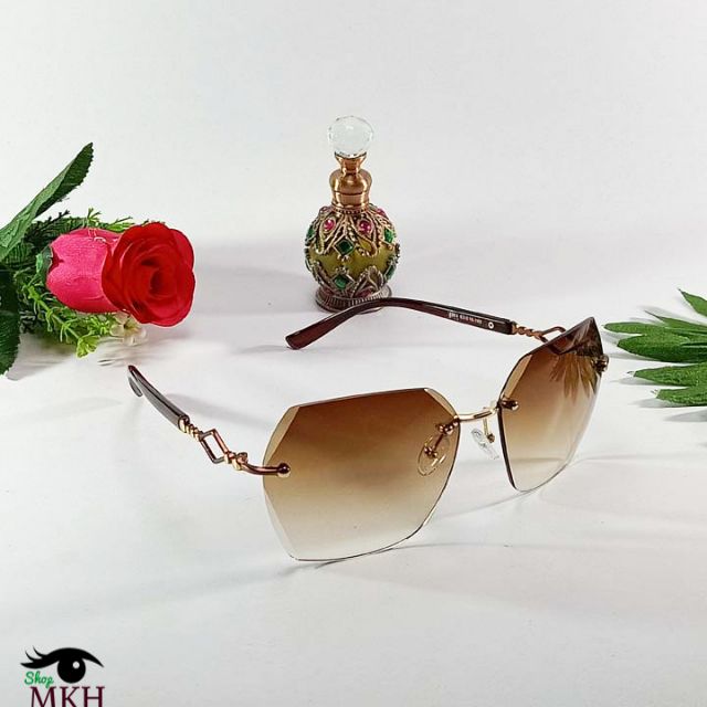 Mắt kính thời trang nữ đẹp cao cấp- bảo hành 12 tháng | BigBuy360 - bigbuy360.vn