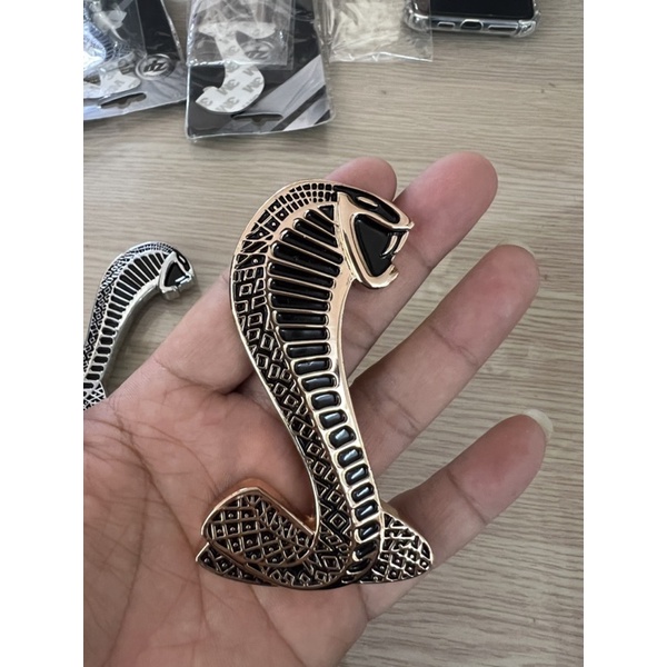 Logo Mustang Shelby gắn calang xe