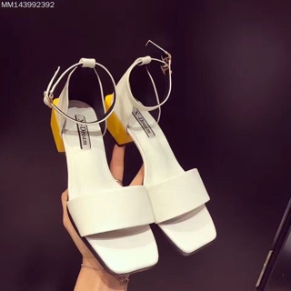 Sandal gót vuông