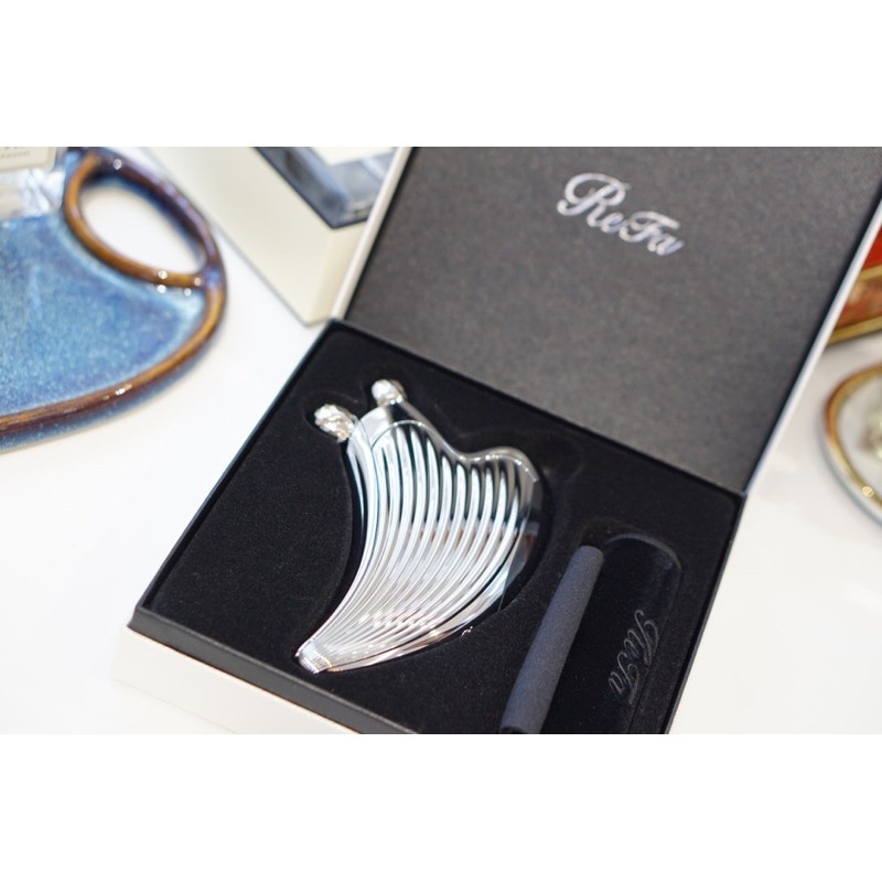 Máy massage nâng cơ Refa caxa ray