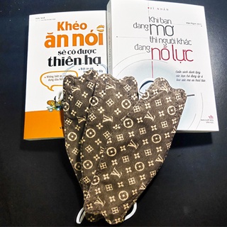 Combo 5 túi 10 cái khẩu trang kf94 lv hàn quốc