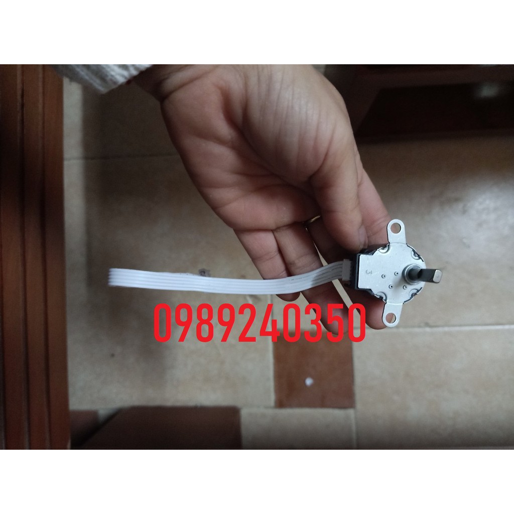 Mô tơ vẫy đảo gió điều hòa Daikin DC12V 5 dây
