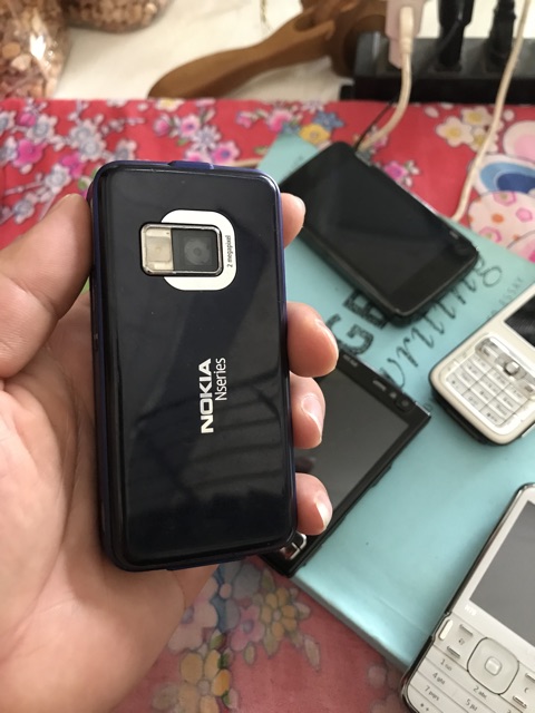 Nokia N81 sưu tầm