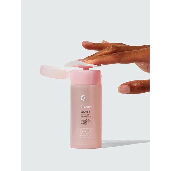 GLOSSIER Solution Toner - Toner tẩy tế bào chết hóa học AHA/BHA/PHA