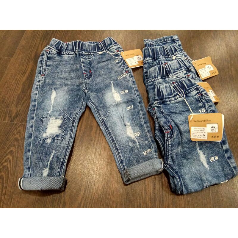 Quần jeans xước cho bé Q02