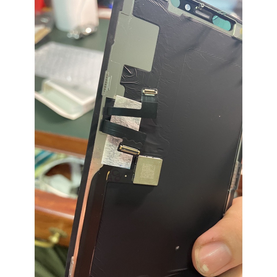 Màn hình 11 pro max zin ép kính tặng kèm bộ sửa để thay màn.